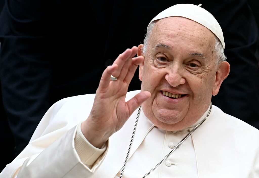 Funeral do Papa Francisco será realizado no sábado com cerimônia simples e presença de líderes mundiais