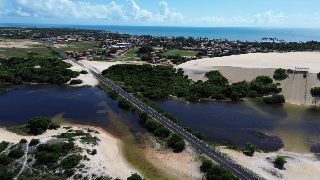 Governo entrega acessos restaurados às praias de Maracajaú e São Miguel do Gostoso