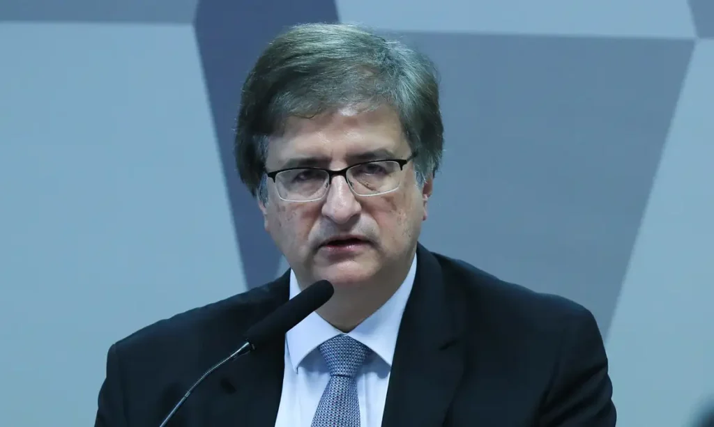 PGR envia ao Supremo parecer contra prisão de Bolsonaro