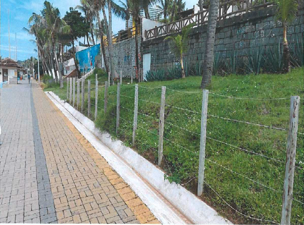 Semurb notifica 22 bares e imóveis irregulares na orla de Ponta Negra 