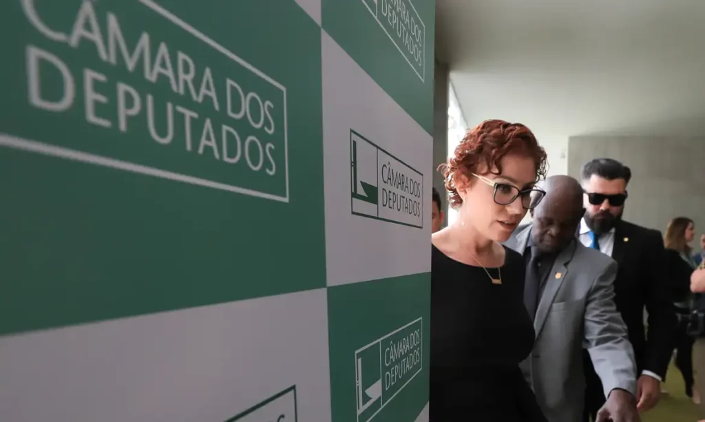 Por unanimidade, STF nega recurso e mantém condenação de Zambelli
