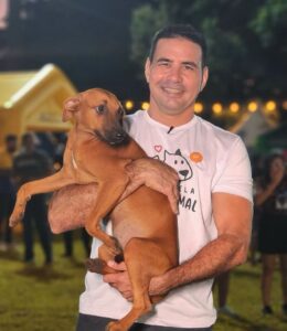 Animais de estimação poderão ser sepultados com seus tutores em Parnamirim; projeto aprovado segue para sanção