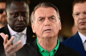 Bolsonaro Preso: Postagens de Familiares e Aliados Levam à Decisão do STF