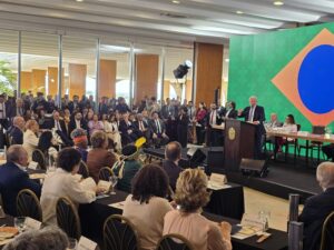Governo do RN apoia medidas para enfrentar “tarifaço” e sugere crédito e compras governamentais
