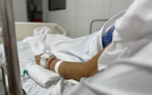 Jovem é Indenizada em R$ 30 Mil Após Perder Ovário por Falha Médica em Hospital de Natal