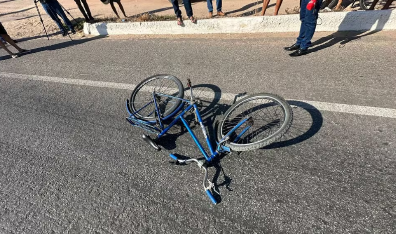 Acidente fatal na BR-304: ciclista morre ao ser atingido por caminhão em Mossoró