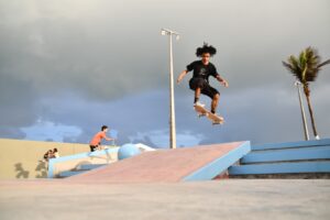 Skate Park da Praia do Meio é inaugurado após quase 30 anos de espera
