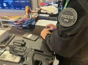 Advogada Presa em Operação Contra Organização Criminosa Envolvida em Homicídios e Tráfico