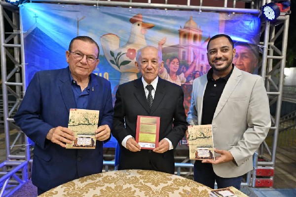 São Gonçalo celebra 67 anos de emancipação com homenagens e conquistas no Teatro Municipal