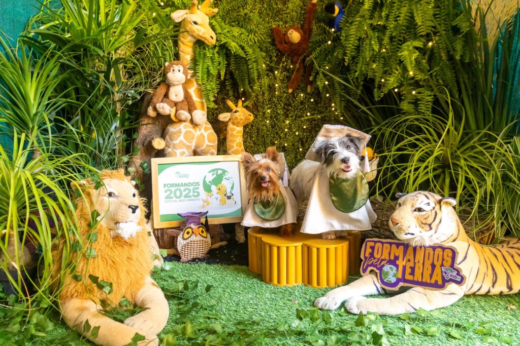 Hotel e Day Care “My Best Nanny” realiza ensaio de formandos com seus alunos pets